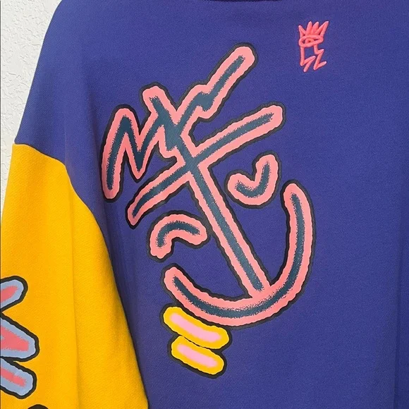 Adidas Original Graphic Cropped Hoodie - Picture 11 of 13